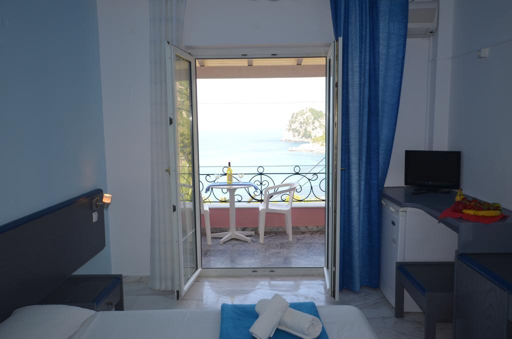 Hotel Elena Эрмонес Экстерьер фото